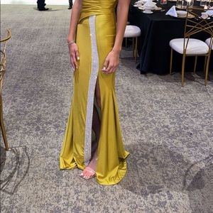 Yellow/mustard dress with stones on